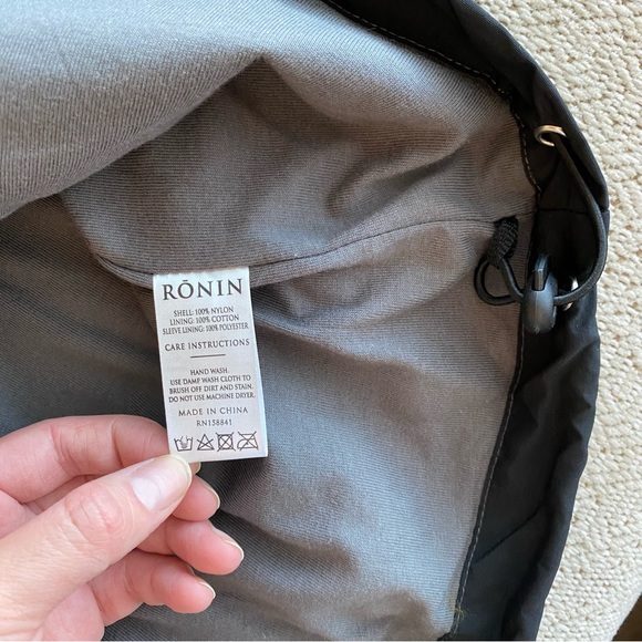 Ronin Division Windbreaker - Picture 4 of 6